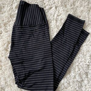 Black striped Glyder leggings